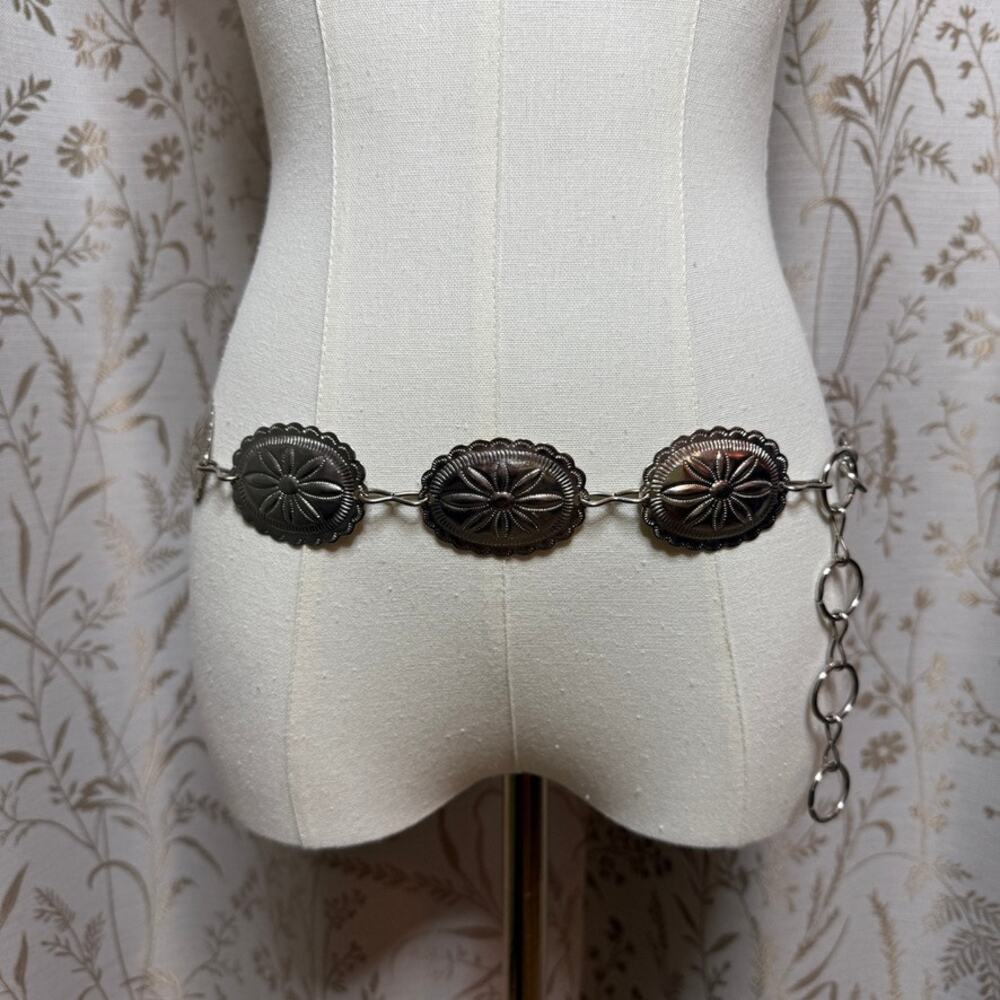 Vintage Silver Metal Concho Chain Belt Womens O/S Western Boho Cowgirl Indie - Picture 2 of 8